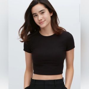 Uniqlo ribbed basic top
